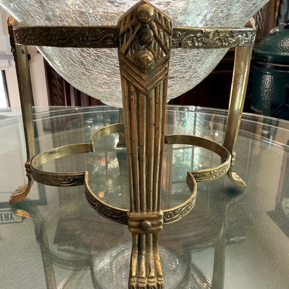 Vintage Footed Brass Stand With Crackle Glass Bowl Insert - Picture 5 of 8